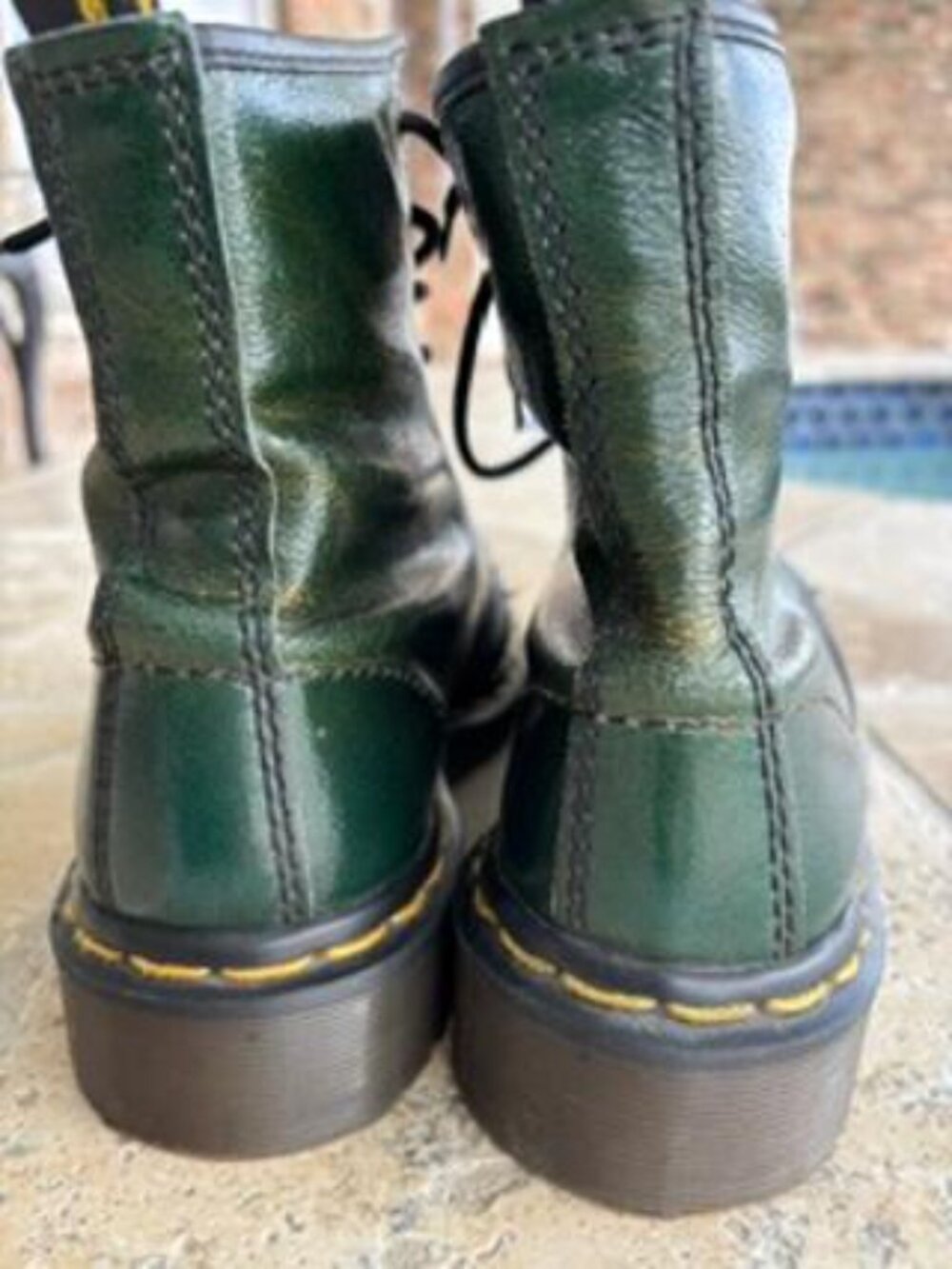 Dr. Marten Original green 8 eyelet 1460 Air Wair w/bouncing soles boot - Picture 9 of 16